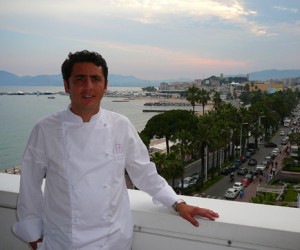 - Denis Fétisson sur la terrasse du Palais Stéphanie lors de la manifestation Vins et Gastronomie - photo A.D.