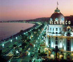 Nice : le Negresco, restauré et modernisé.