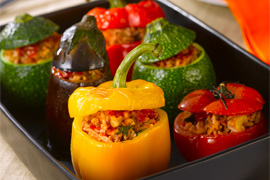 Légumes farcis à la viande, au riz et au Ketchup Amora