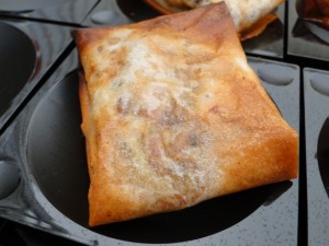 Pastilla au poisson et girolles