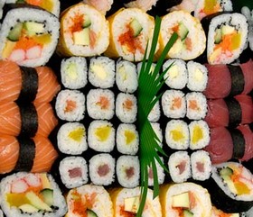 Les chefs japonais pour une certificat de qualité des sushis