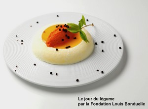 Mousseline de carotte et orange glacée, rouleau de réglisse râpé, yaourt congelé