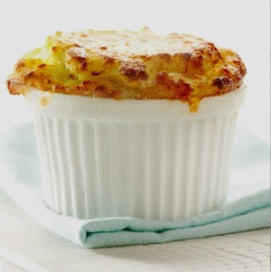 Soufﬂé de pommes de terre au roquefort