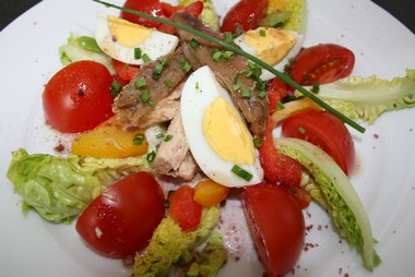 Assiette niçoise à la Fleur de Syrah