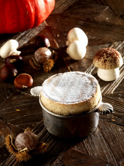 Soufflé Chataîgne et Glace aux Cèpes