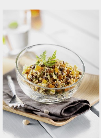 Verrine de quinoa et lentilles aux carottes, abricots secs et crème coco