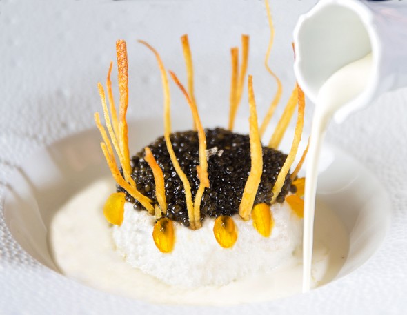 Ile flottante caviar ©jean michel lorain