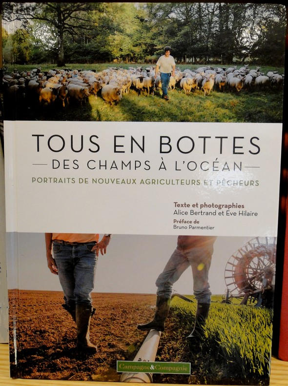 livre tous en bottes 590