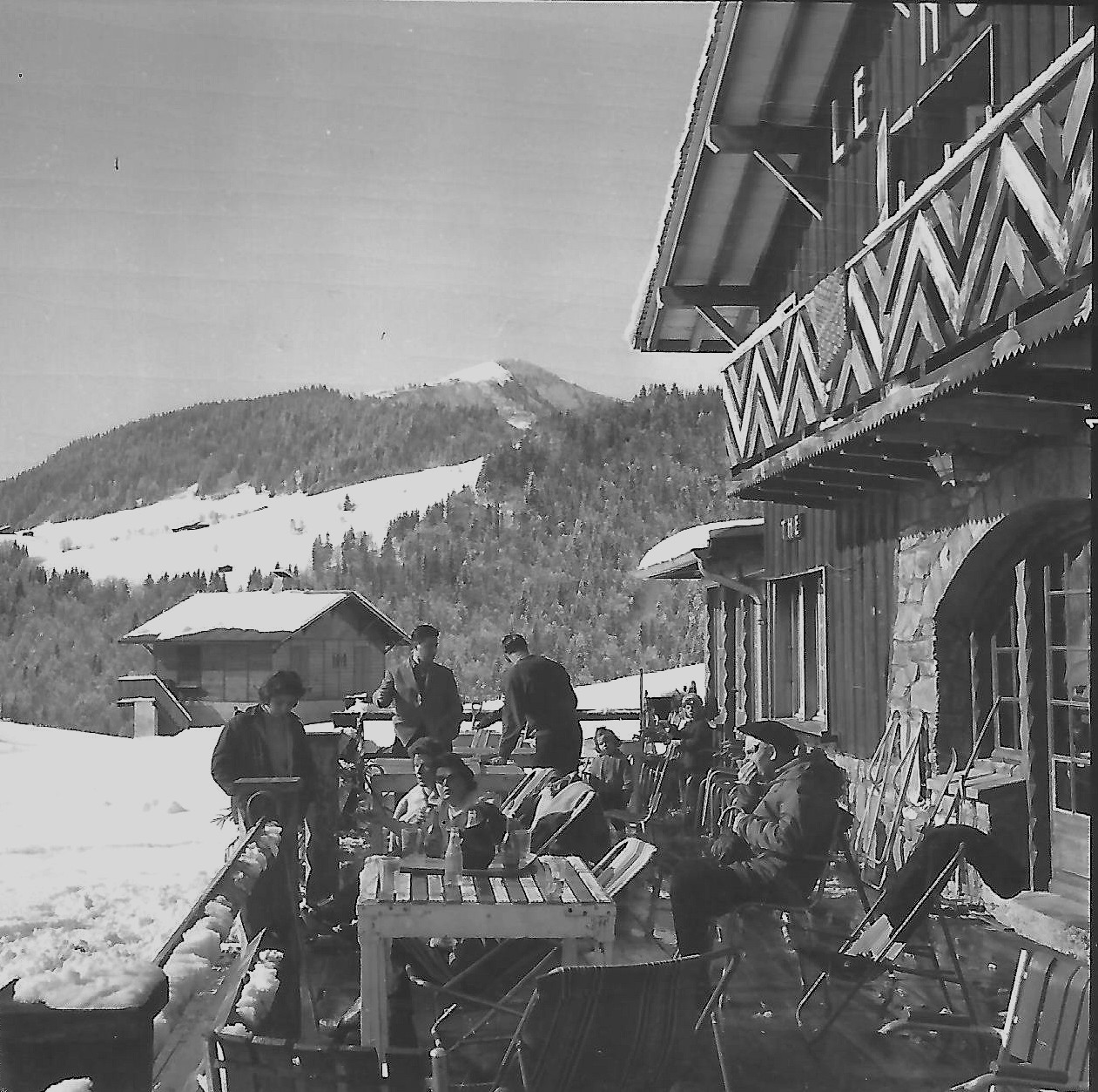 terrasse du Normandie Morzine 1958