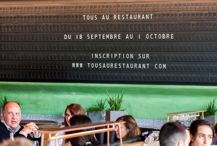 affiche tous au restaurant