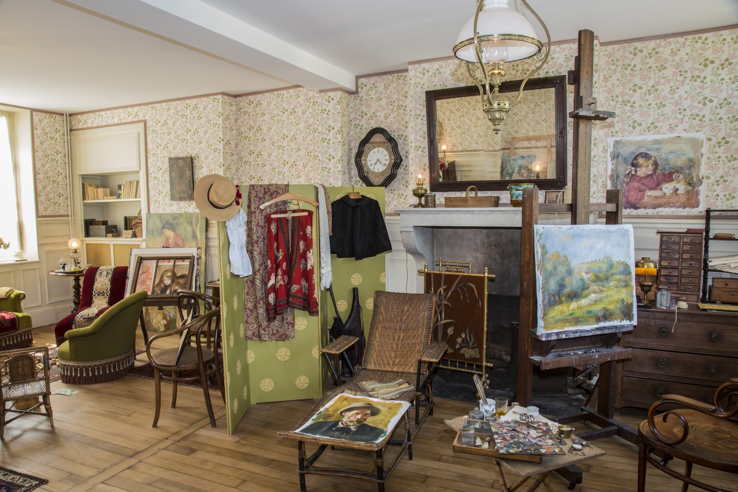 Salon de la maison. Du côté de Renoir © Gérard Personeni