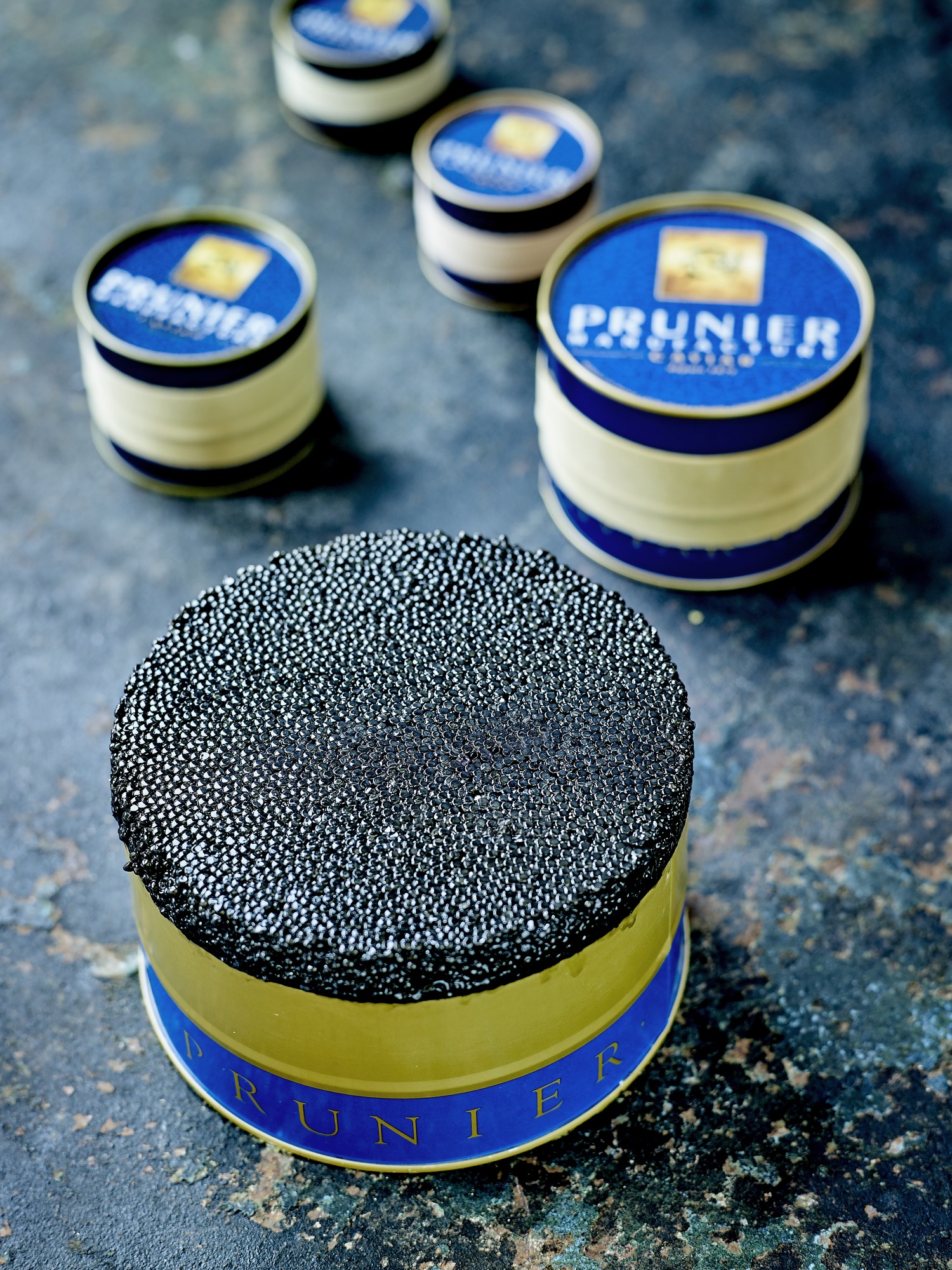 Prunier célèbre les 100 ans du caviar français