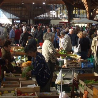 Marché de Brive la Gaillarde, halle Georges Brassens©DR